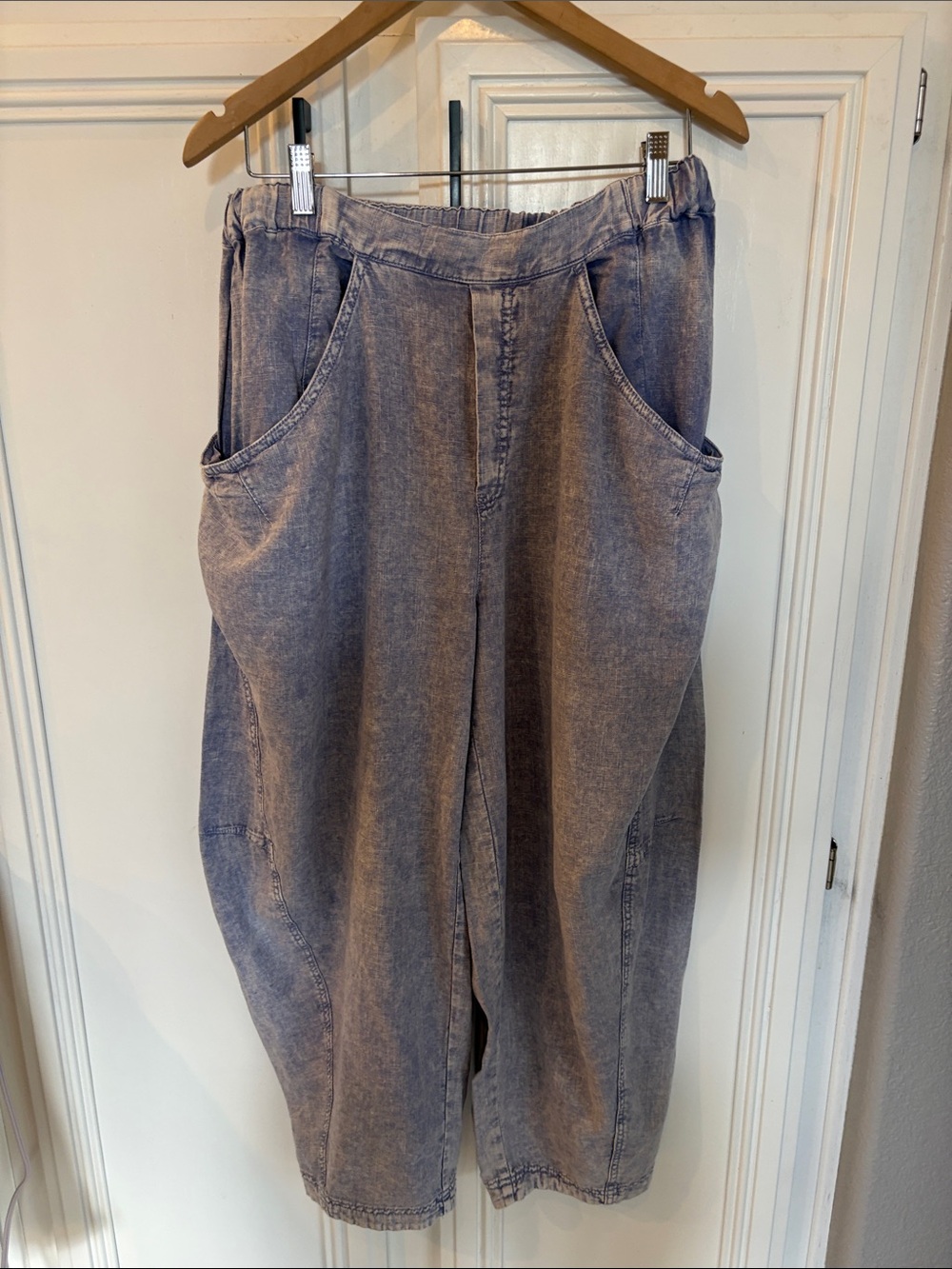 Free People High Road Barrel Pants Sz L blue  Acid Wash Pull On Linen Blend Boho